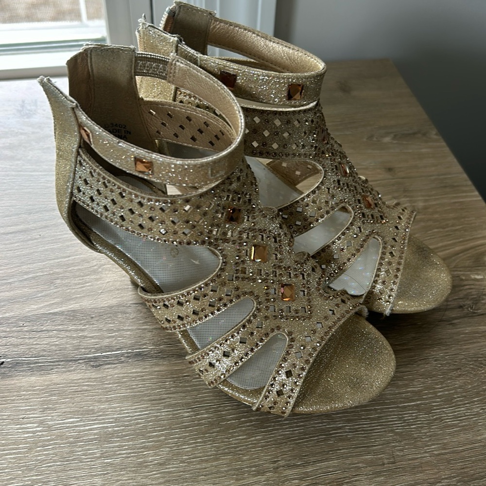 Girls gold shoes